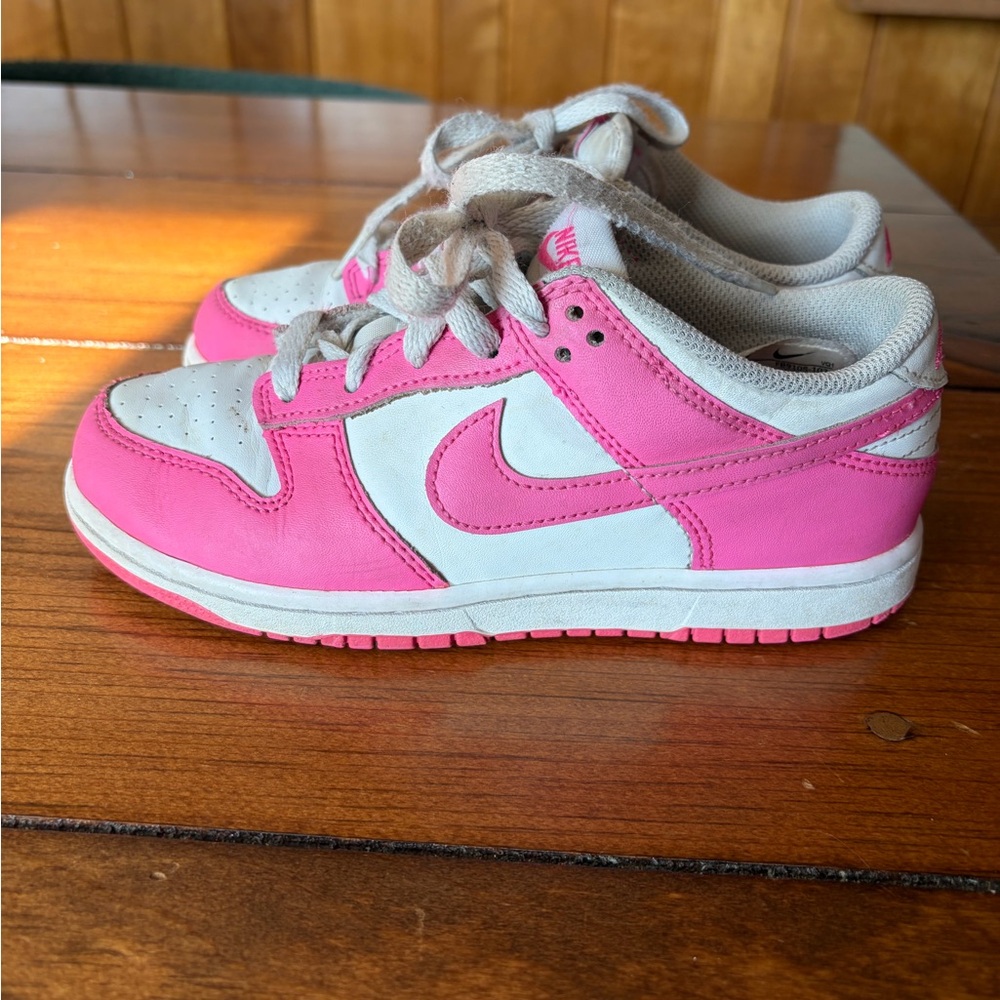Nike Kids Pink and White Dunks